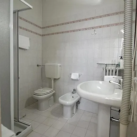 Nocleg ze śniadaniem Borgonuovo Ferrara